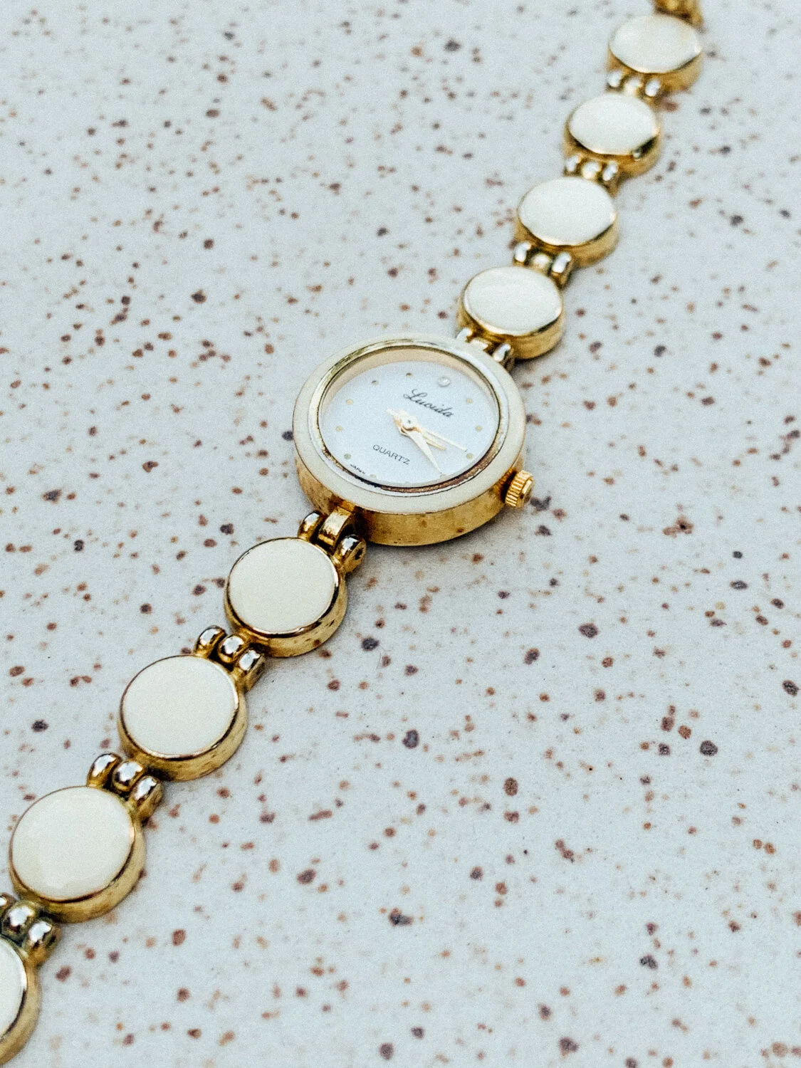 Vintage Lucida Quartz Watch Hyacin